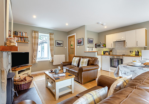 Douglas Fir Cottage (Sleeps 4)